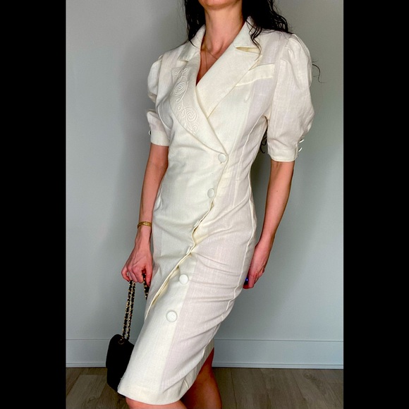 VINTAGE 80’s button down cream/Vanilla colour linen new condition Size 4 dress - Picture 2 of 14